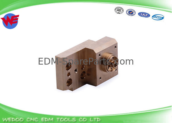 X182B995H02 X182B684H01 M607 حامل دليل قالب الموضع السفلي ميتسوبيشي