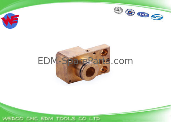 M453 الحامل السفلي للدليل X176C610H01 Mitsubishi EDM أجزاء 69 * 40 * 43T