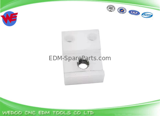 A290-8119-X692 شاك 14*10*4.6MM Fanuc سلك EDM إصبع AWT EDM قطع الغيار