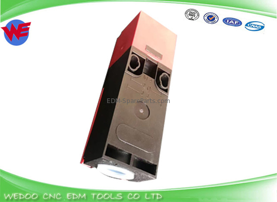135007450 مقبس مفتاح أمان Telemeca Agie Charmilles Spare Parts 240V XCS-PA 792