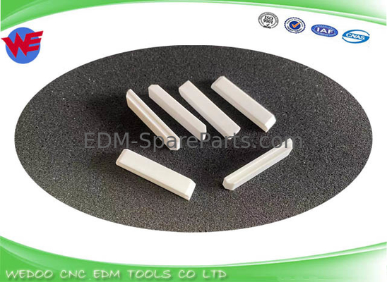 أجزاء Sodick EDM 3030870 2992297 CW503203A سدادة آلة EDM العلوية / السفلية