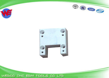 X056C314H01 أجزاء EDM Mitsubishi لوحة العزل السيراميكية السفلية 78 * 70 * 30mm M306