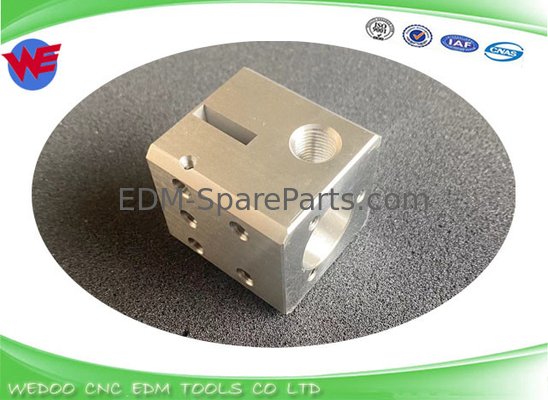 كتلة الحامل الدليل Sodick EDM قطع القطع F S5013-1 BF275 S819 45 * 45 * 55mm