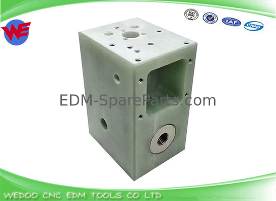 20EC090A101=2 عازل الرأس لوحة الكتل ماكينو EDM 120 * 80 * 65mm