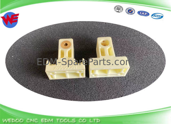 X059D454G51 DP55200 DP552A Mitsubishi EDM دليل حامل خيوط الأنابيب العصا