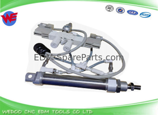 135013311 135013239 تشارميلز 135013233 135013337 مفتاح الصمام 535006209