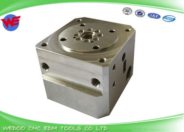 عقدة دليل كتلة Sodick قطع EDM غسل كتلة AG400L الموقف العلوي AQ360