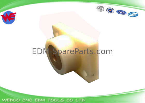 X055C081G53 DT39800 الحامل السفلي لقيادة الغازات MV Mitsubishi Wire EDM Consumables