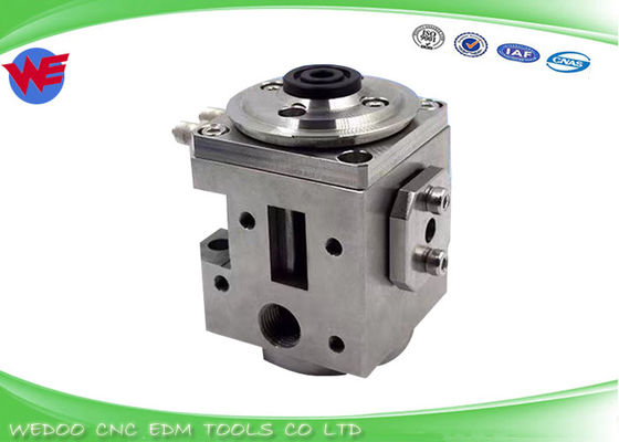 AQ300L AQ400 AQ360 AQ550 AQ570 Sodick COVERT AB GUIDE TO GUIDE HOLDER (أسلوب جديد)